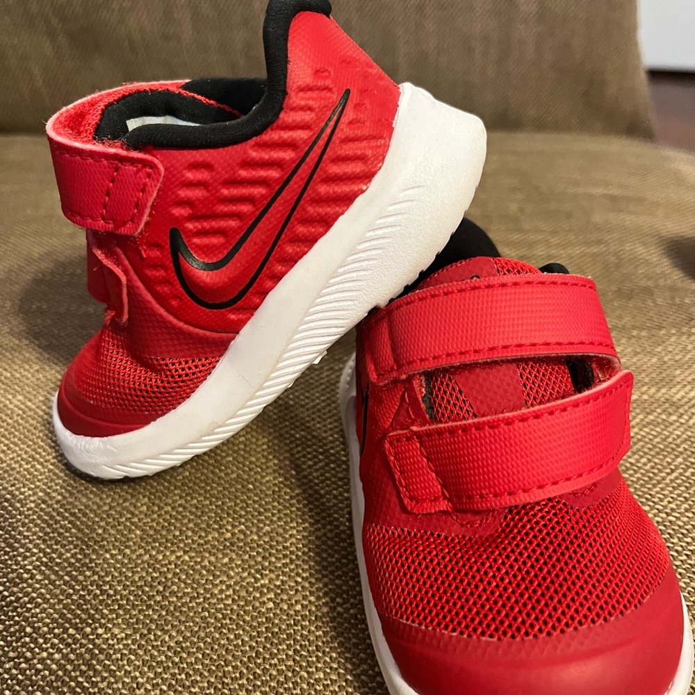 Nike Kids Red Shoes 3C